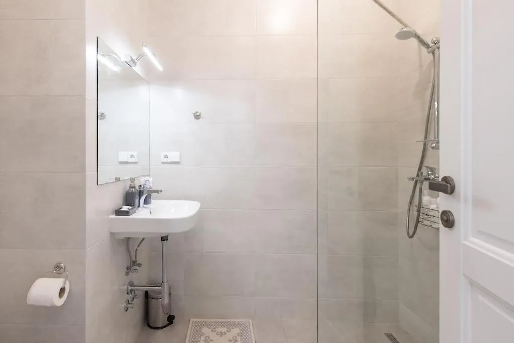 Gg Home - New, Cozy 1-Bedroom Apartment In Domus Tbilisi